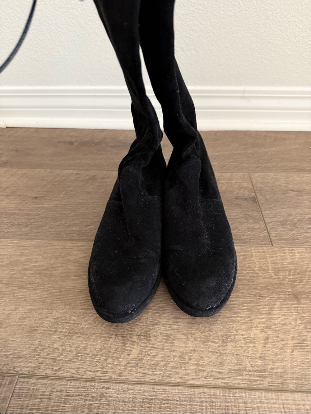 Stuart Weitzman Lowland Black Over-the-Knee Suede Boots - Picture 4 of 6